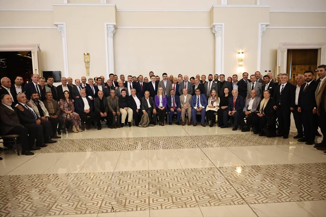 Genel Sekreterimiz Ve İzmir Milletvekilimiz Sn. Eyyüp Kadir İnan’ın Ev Sahipliğinde Düzenlenen D (1)