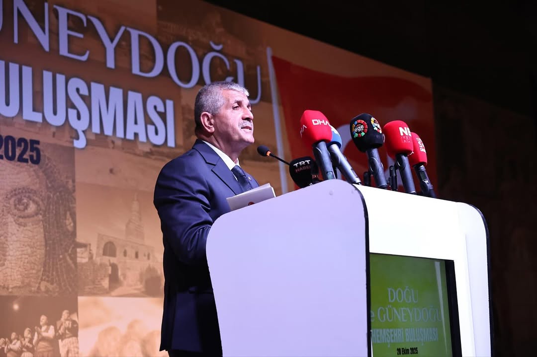 Genel Sekreterimiz Ve İzmir Milletvekilimiz Sn. Eyyüp Kadir İnan’ın Ev Sahipliğinde Düzenlenen D (3)