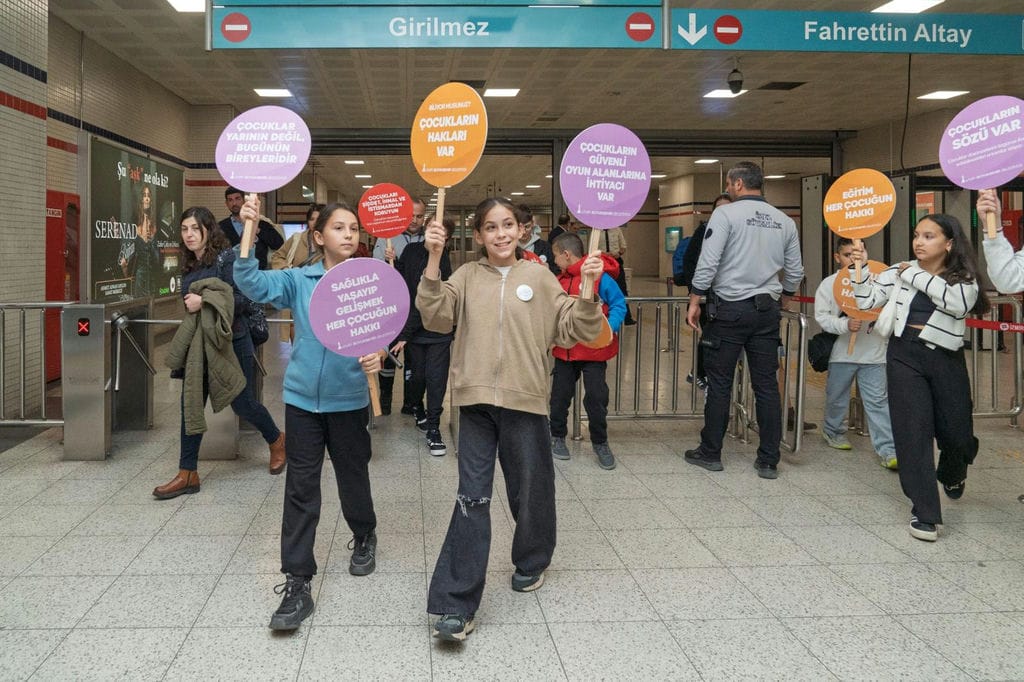 20.11.2025 45C98230 7A81 4958 A0Dd B3204E7C7Bd0