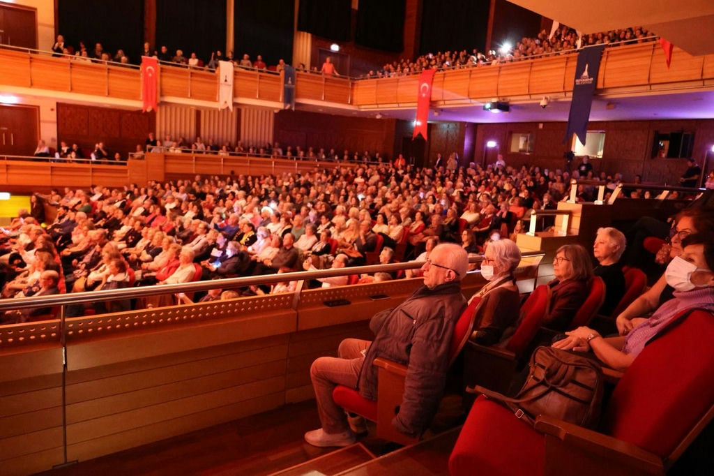 25.11.2025 D90Cf8F4 5E5E 45E5 A551 3D5F36Bf836D