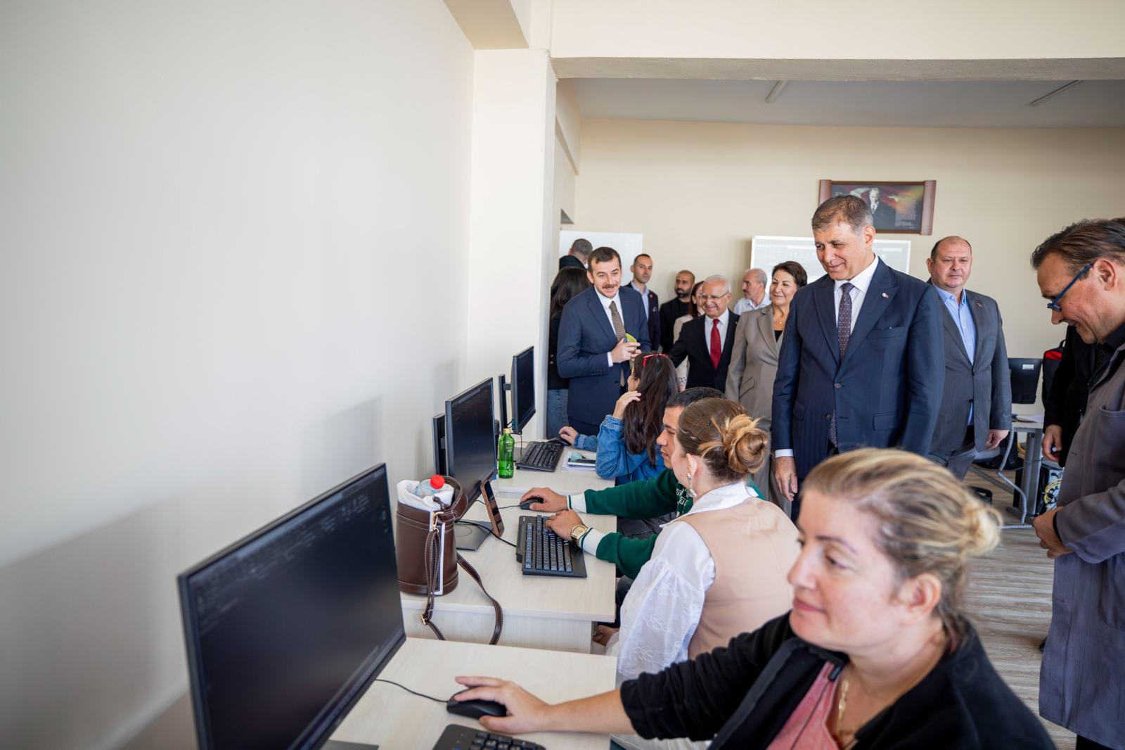 8.11.2025 4A701381 9416 4222 809F 0F312D63E557