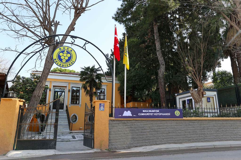 Buca Cumhuriyet Kütüphane Ecrin F (10)