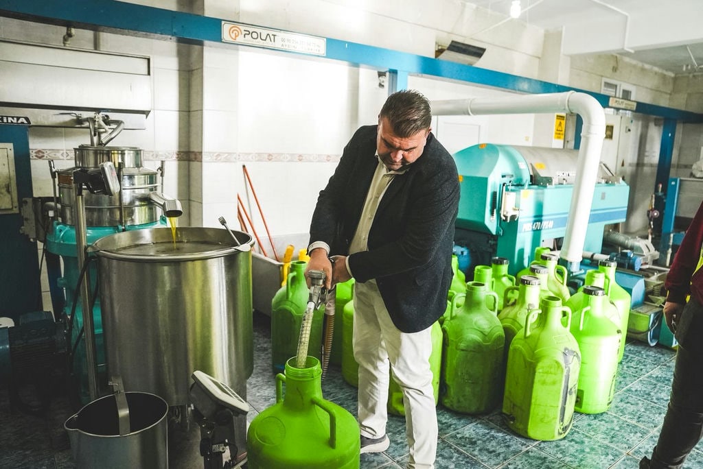 Seferihisar Zeytin Belediye Başkanı İsmail Yetişkin