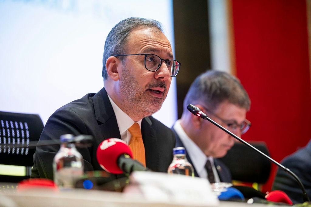 1.12.2025 499154A0 A7B6 445D 810F 9746D18E55A4