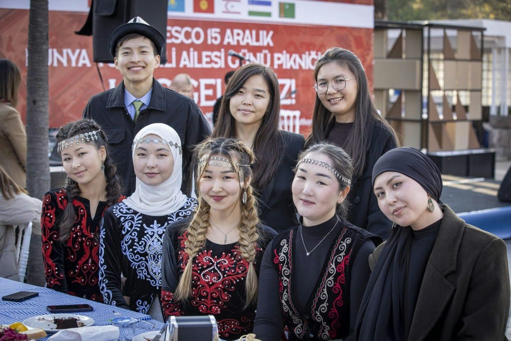 15.12.2025 11604217 C752 4D30 913D Ec0745073243