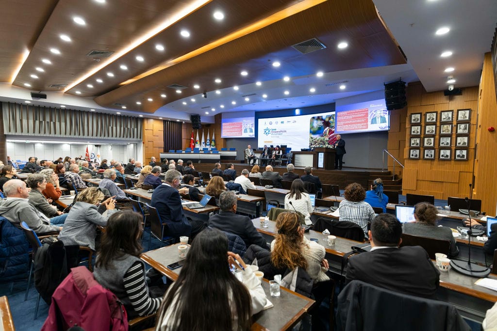 19.12.2025 815A2Fd6 4Ecb 4646 9388 A21Ce5Ba7F41