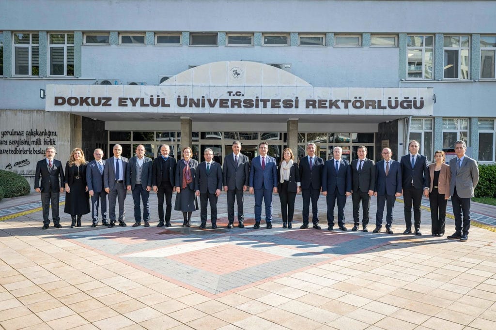 27.12.2025 2550D625 9B00 47D3 923E C85B880Bc67B