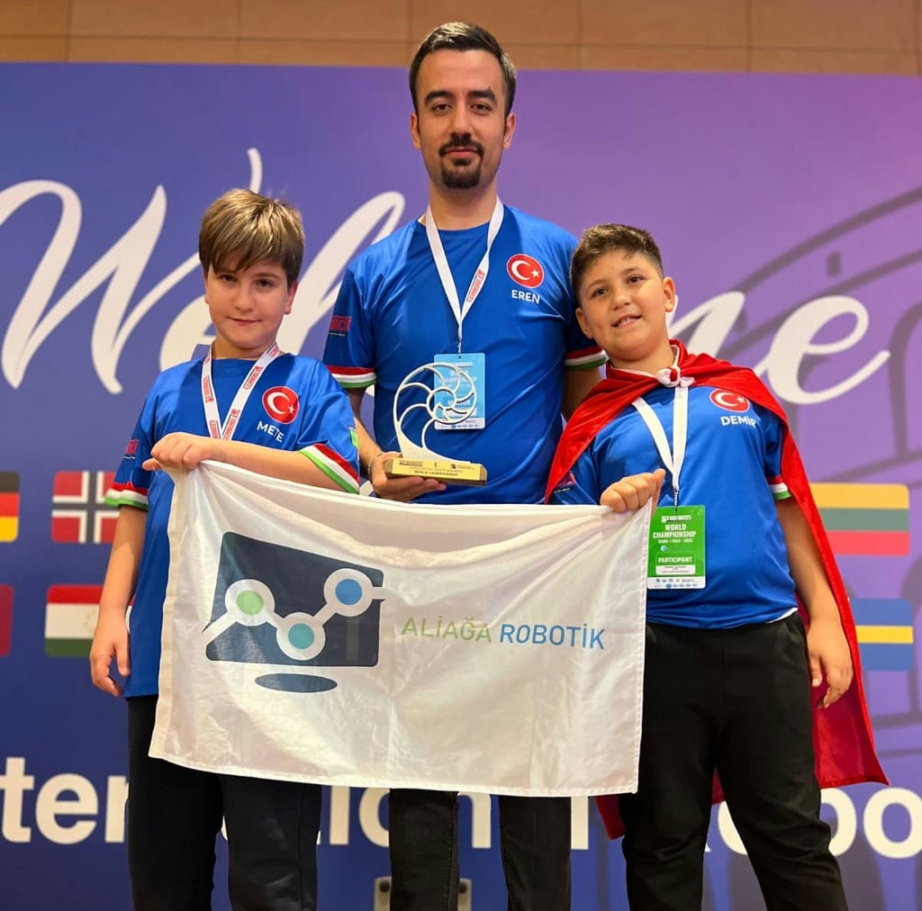 3 Fibonacci Robot Olimpiyatlarında Aliağa’dan 3 Dünya Birincisi (2)