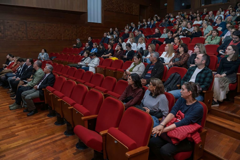 4.12.2025 8E532Ef2 E401 458B 8D64 9E9222220Bba