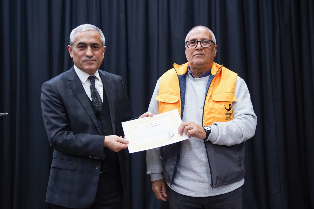 5 Aliağa’da Orman Yangınlarıyla Mücadele Eden Personele Teşekkür Belgesi (3)