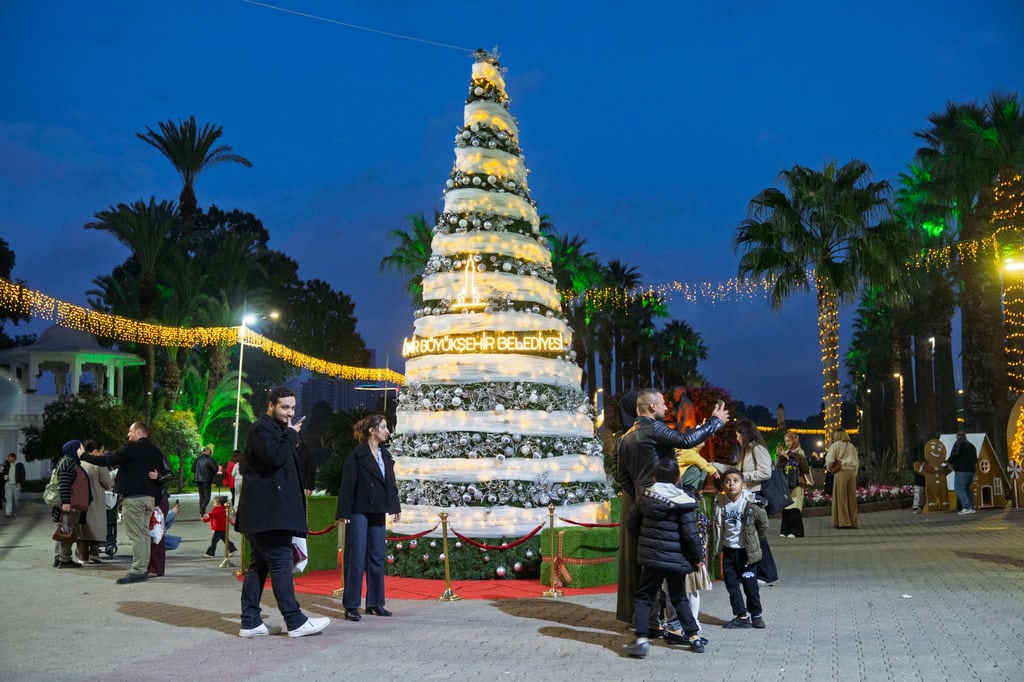 9.12.2025 4B785Fed 0531 4C05 8547 6A8D133A062F