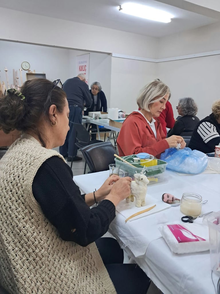 Bee00E8A 42Ed 4F83 A84C 9522D3A6E6Cc