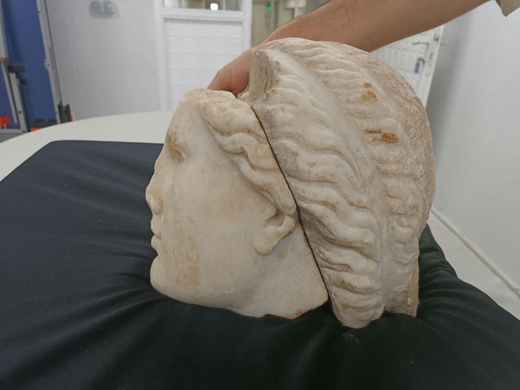 M E T R O P O L I S T E 2 B I N 200 Y I L L I K T A N R I C A B 1057647 313879