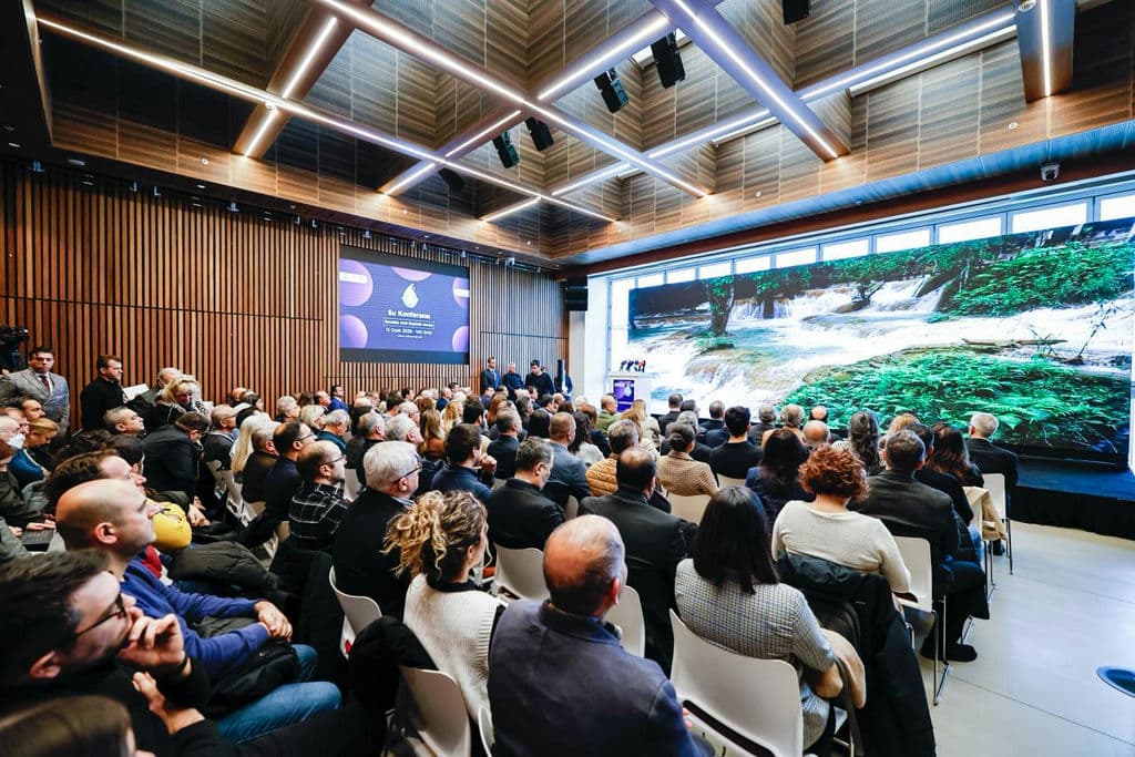 13.01.2026 0Db0D4Bf Fe8C 4Fb4 A000 7D36Ac3C8Ea4