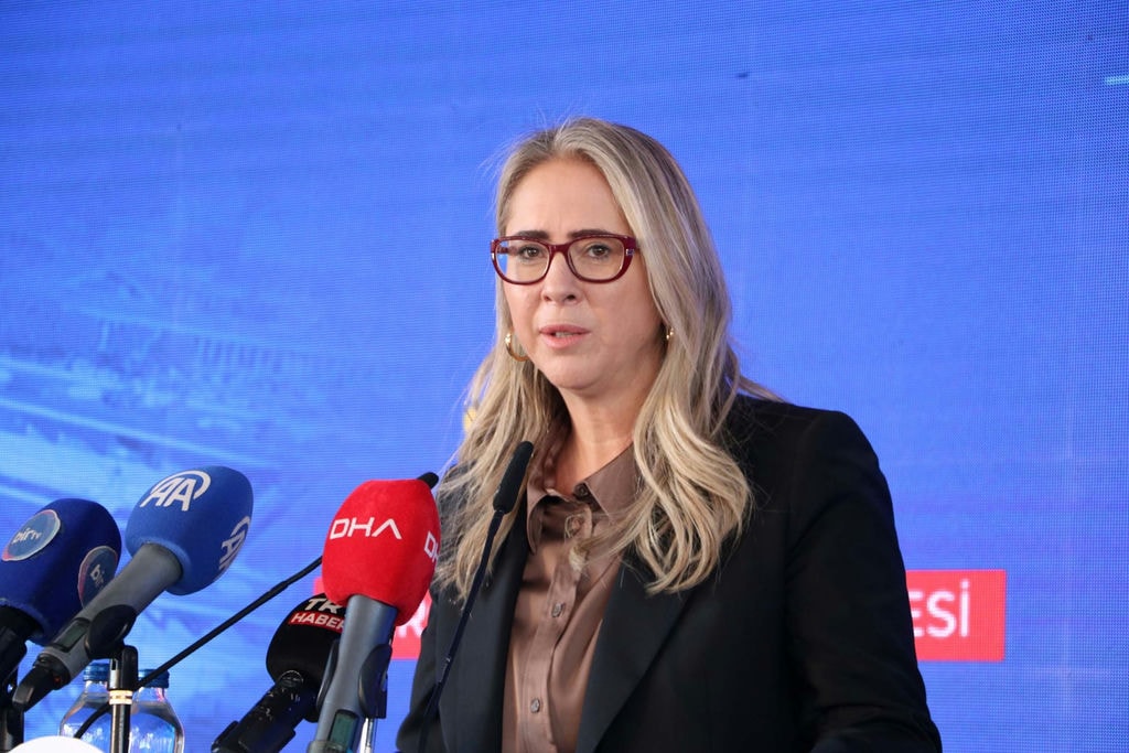 A K P A R T I L I I N A N S E H R I N M E R K E Z I N E V U R U L 1119736 332319