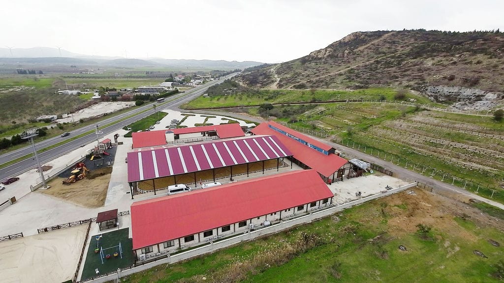 Aliapark Atla Terapi Ve Hipoterapi Merkezi Yeni Yüzüyle Hizmete Açıldı (2)