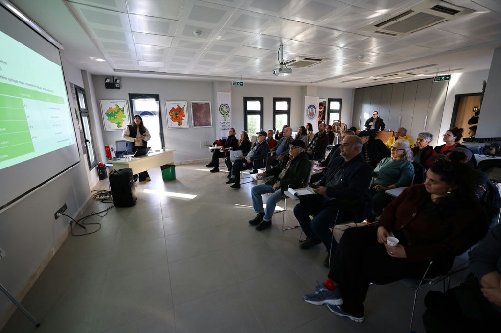 Aronya, Ahududu, Böğürtlen Ve Yaban Mersini Yetiştiriciliği Eğitimi (3)