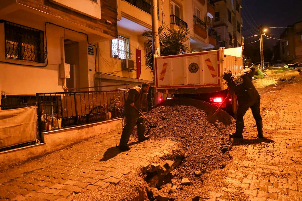 Başkan Duman'dan Sokak Sokak Kriz Yönetimi 04