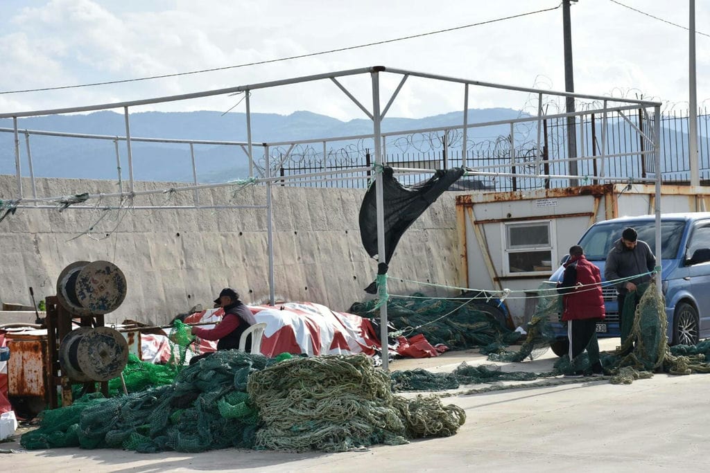 Egeli Balikcilar Hava Kosullarinin Norm 1103636 327625 (1)