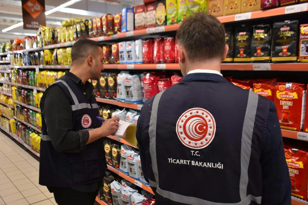 I Z M I R D E R A M A Z A N A Y I O N C E S I F A H I S F I Y A T 1135115 336972