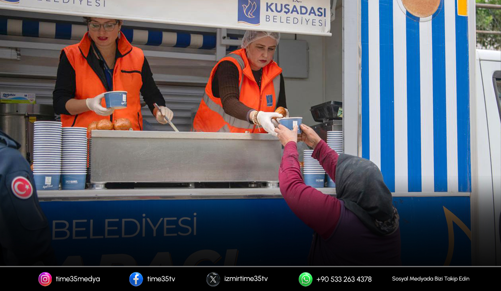 Kuşadası Belediyesi’nden sabah sıcak çorba ikramı