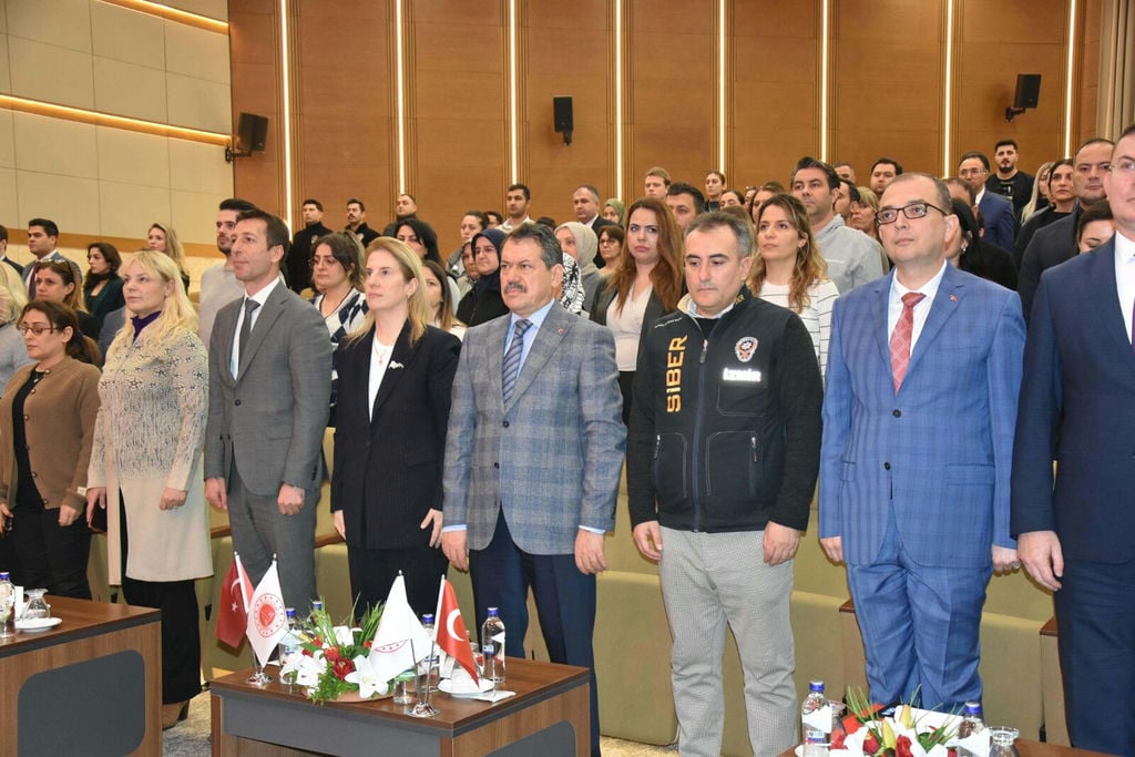 I Z M I R A D L I Y E S I N D E N I B A N P A Y L A S I M I U Y A 1161000 344770