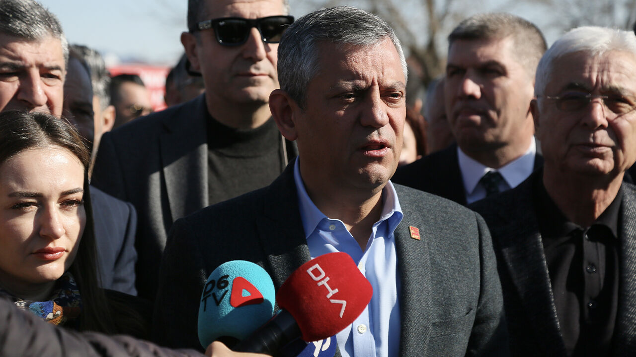 Özgür Özel'den Tanju Özcan açıklaması