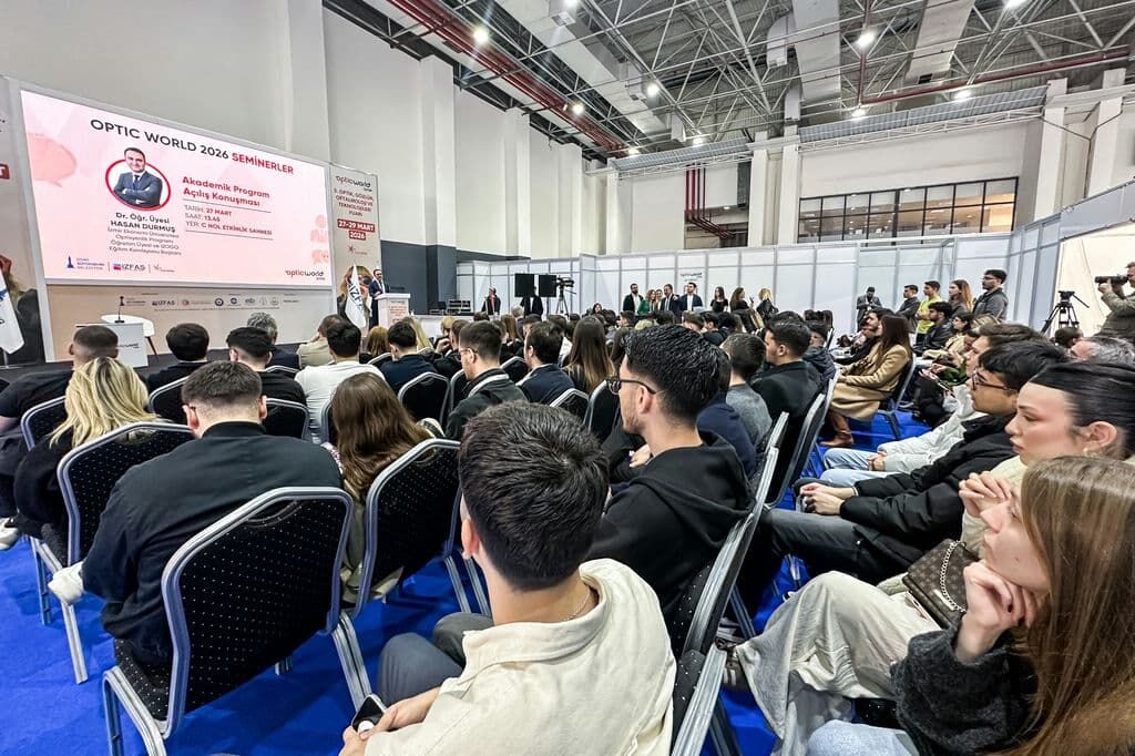 30.03.2026 275C6378 758D 44Cb A4B3 03F77154D733