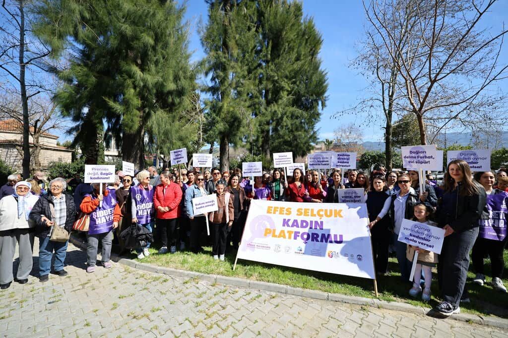 8 Mart Efes Selçuk (2)