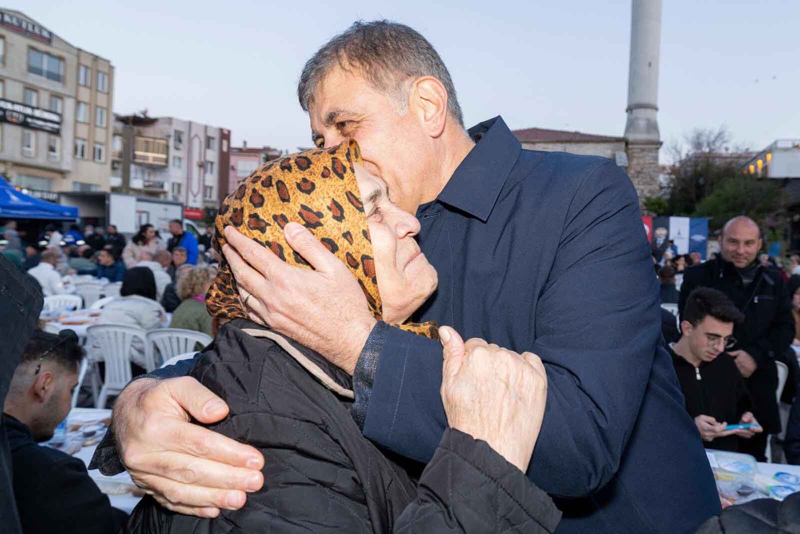 İzmir Büyükşehir Belediyesi’nden büyük bayram desteği