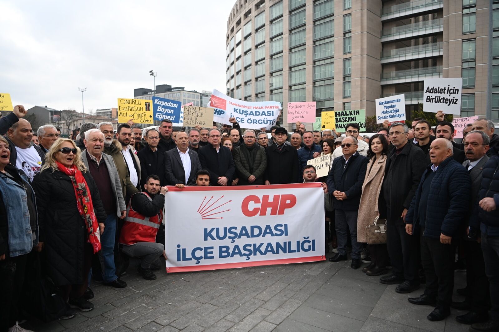 Çağlayan Adliyesi Önü 2