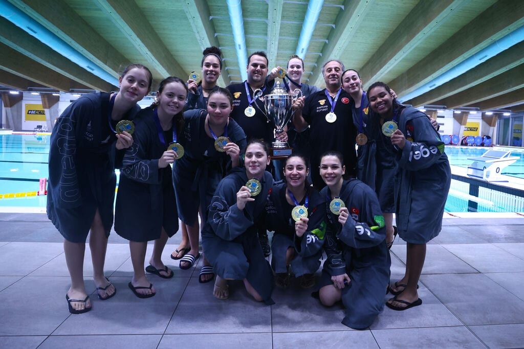 G O Z T E P E D E N S U T O P U N D A I Z M I R E U C U N C U A V R 1225078 364272