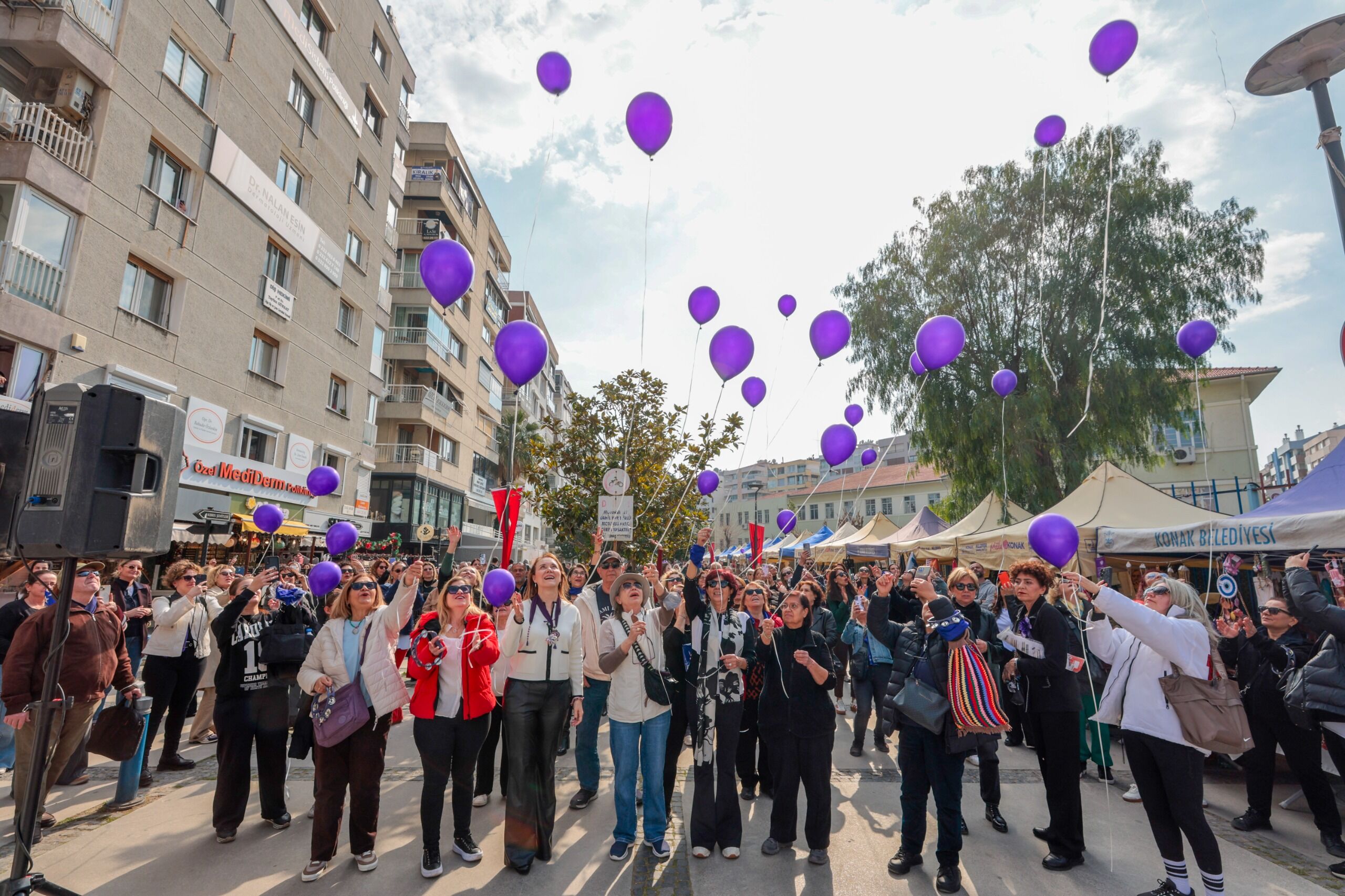 Konak’ta Kadın Emeği Ve Dayanışmasına Festival Gibi Kutlama (3)