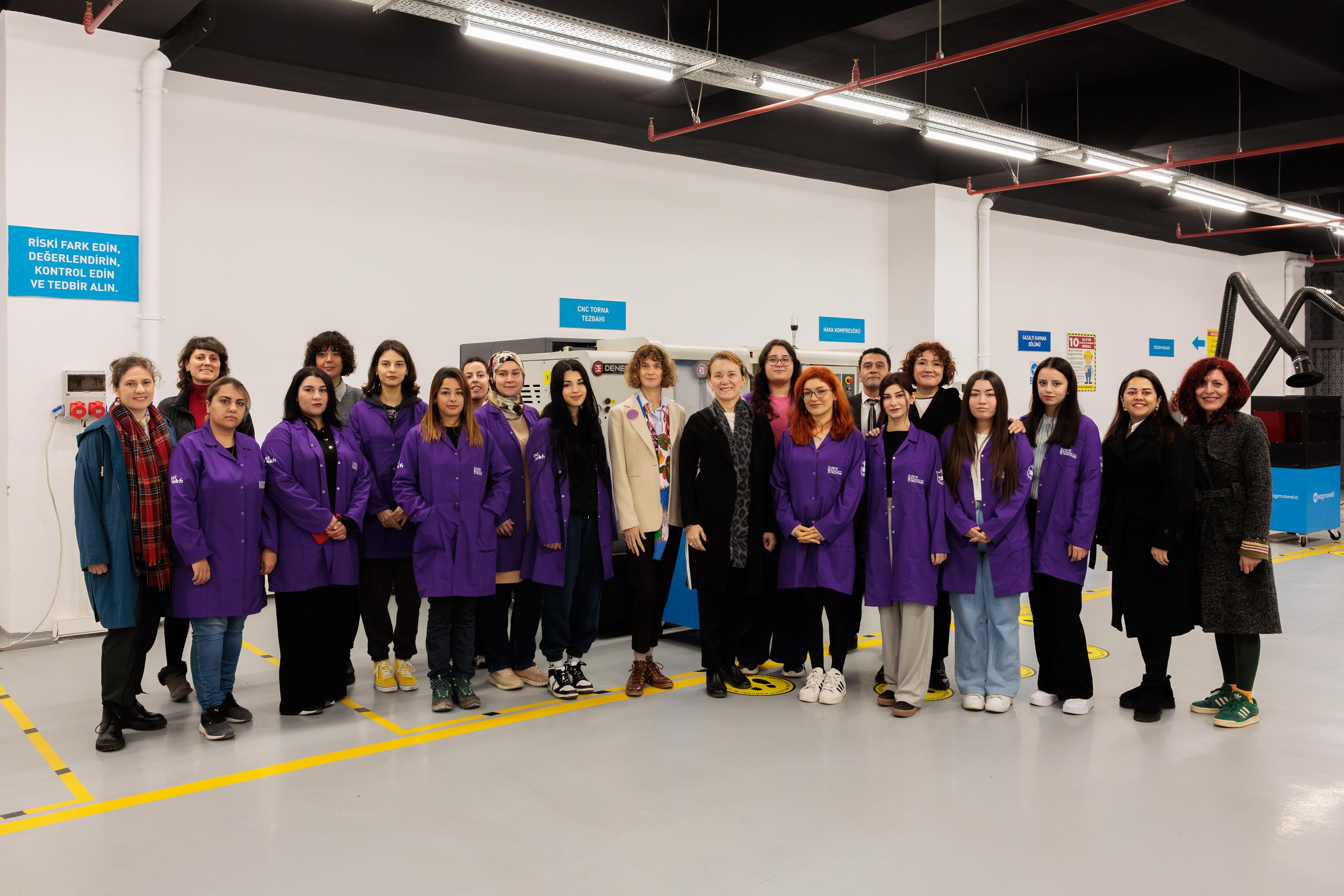 Konak’ta Kadınlar Her Geçen Gün Daha Güçlü (16)