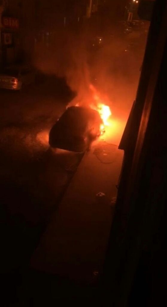 T R A F I K P O L I S I N I N A R A C I N I K U N D A K L A Y A N S A N 1216311 361675