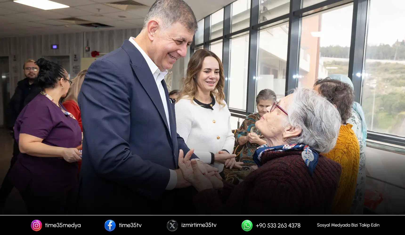 Başkan Tugay huzurevi sakinleriyle bayramlaştı