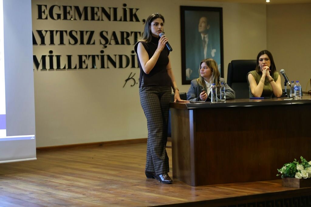 Uci̇m Eği̇ti̇m (4)