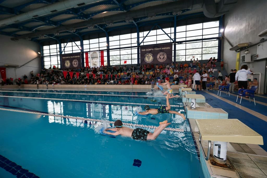 Buca 23Nisan Yüzme5