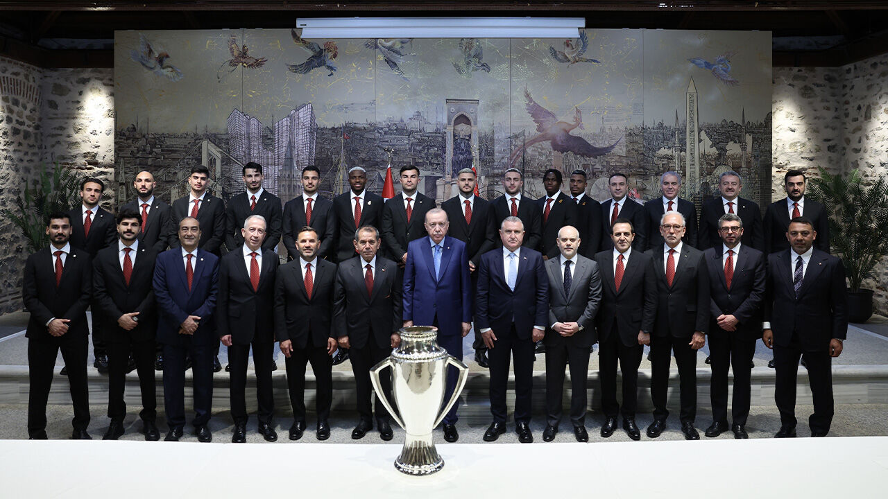 Şampiyon Galatasaray Cumhurbaşkanlığı’nda ağırlandı