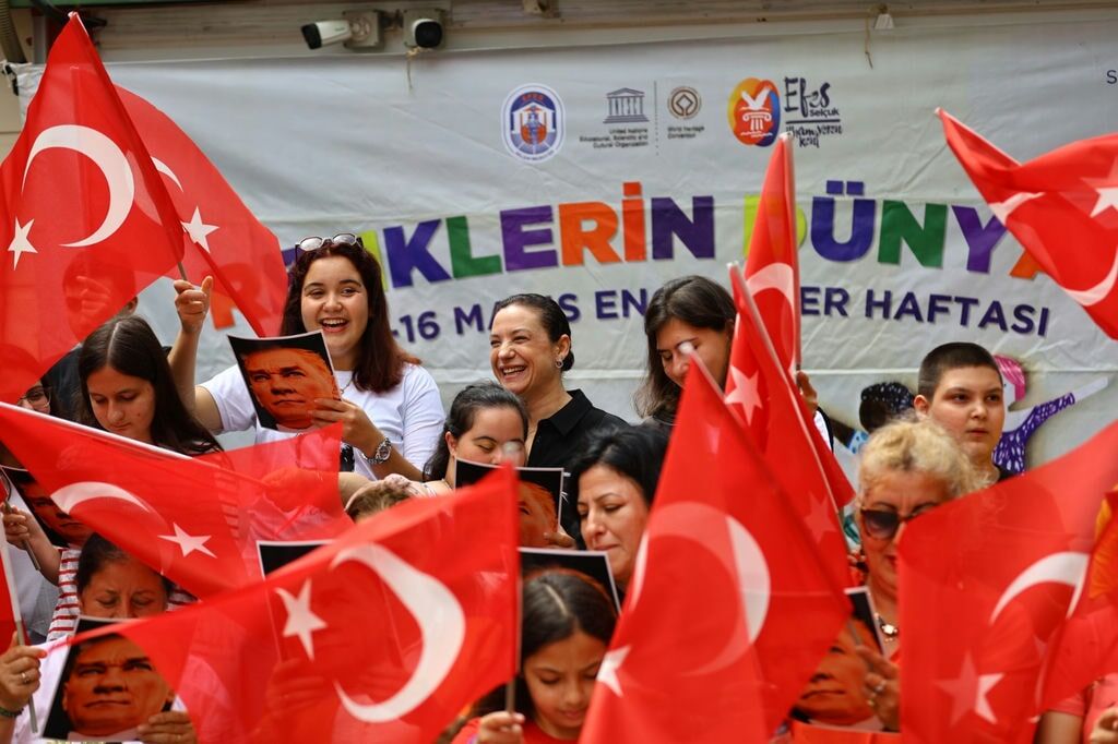 Engelli̇ler Haftasi İlk Gün (1)