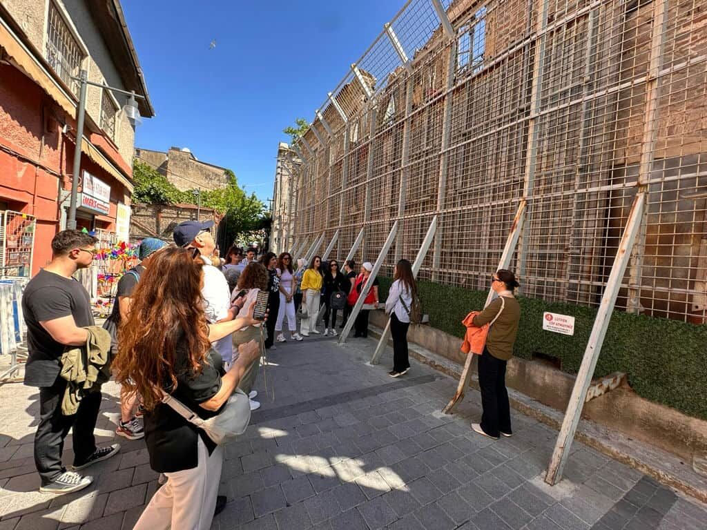 Kemeraltı Şenliği’nin Yıldızı Kültürel Miras Gezileri Oldu. (2)