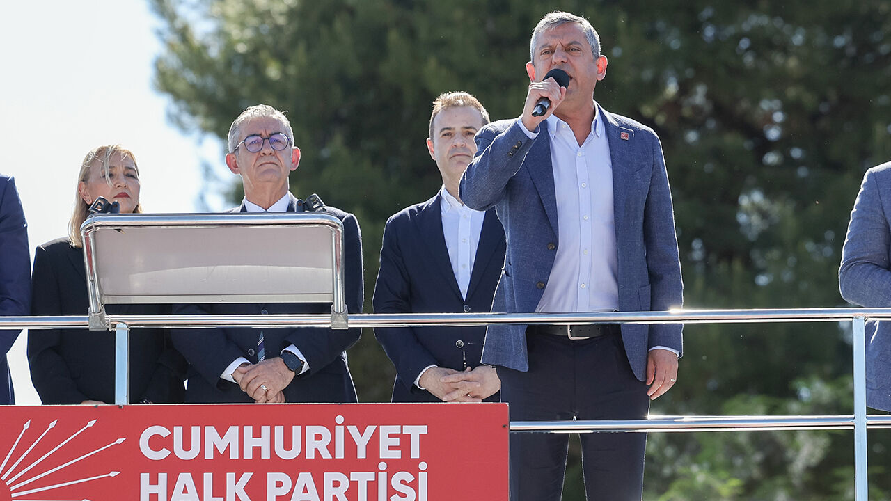 Özgür Özel’den Erdoğan’a seçim çağrısı