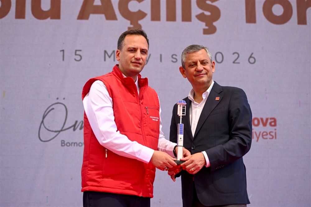 CHP Lideri Özel, Bornova’da üç önemli projeyi hizmete açtı