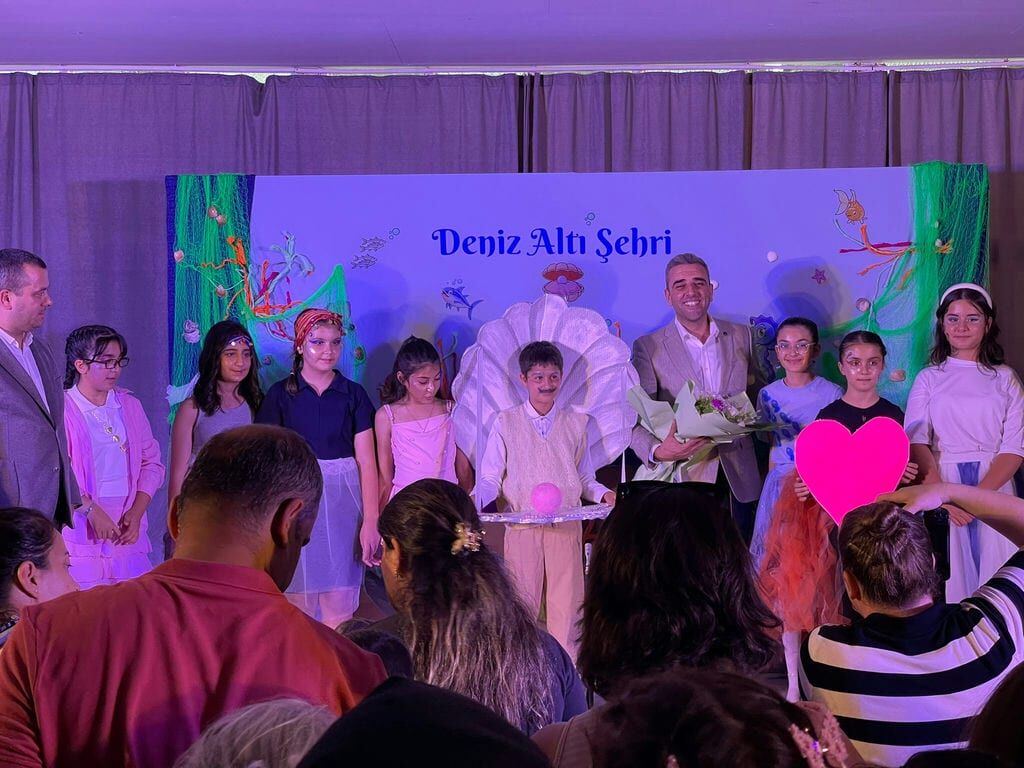 2 Albet Şakran Tiyatro Topluluğu Çocuk Oyunlarıyla İlk Kez Sahneye Çıktı