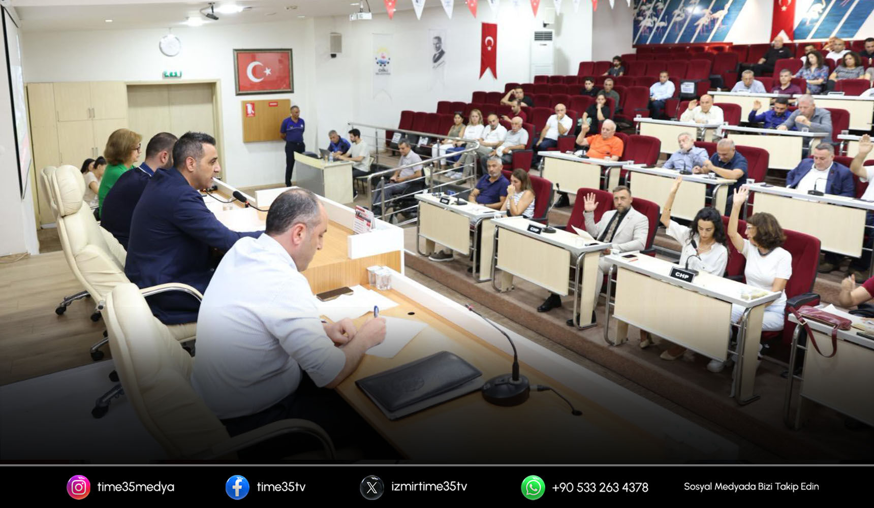 Çiğli Meclisi’nde tansiyon yükseldi