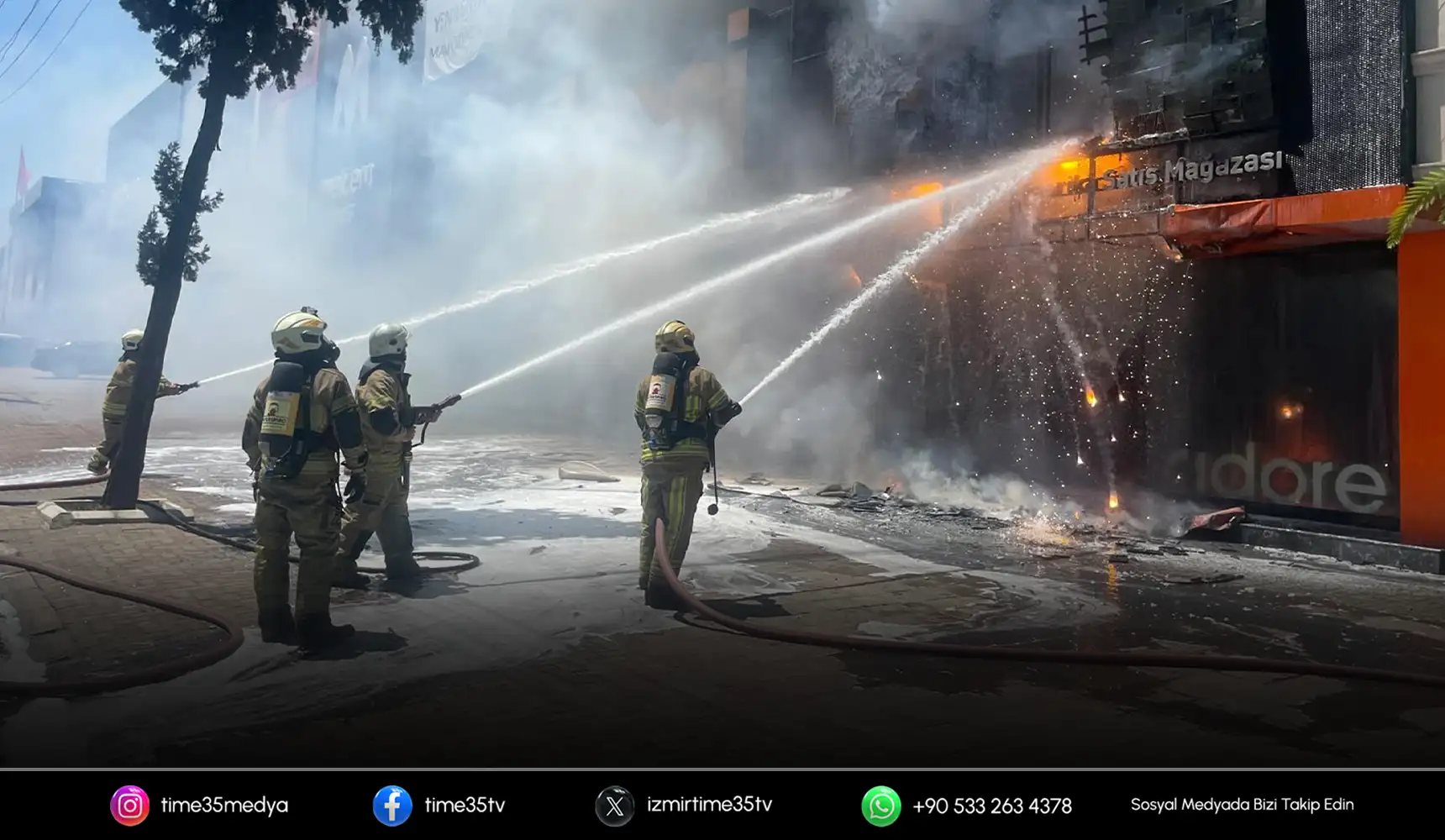 İzmir'de mobilya mağazasında korkutan yangın