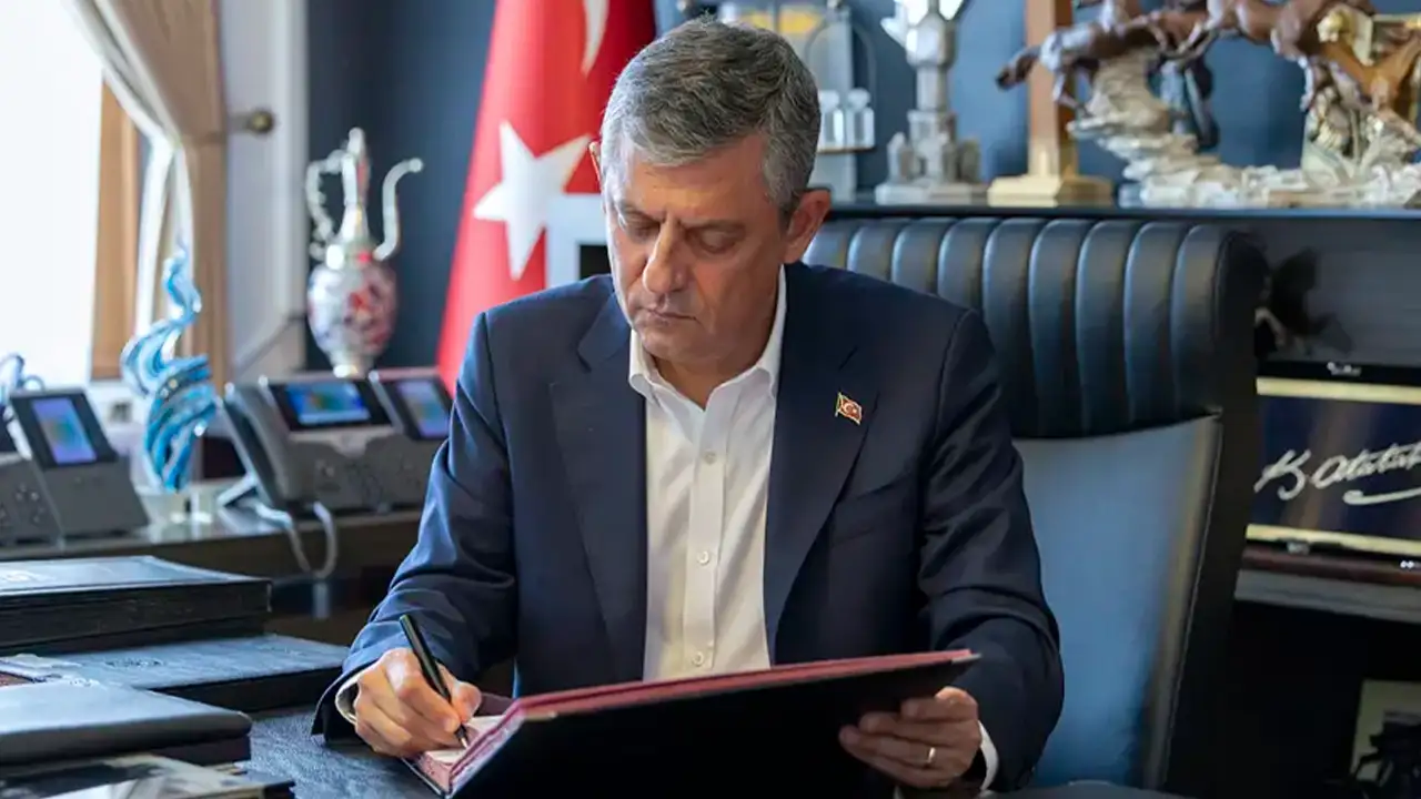 Özel CHP'den istifa etti! YENİ Parti resmen kuruldu