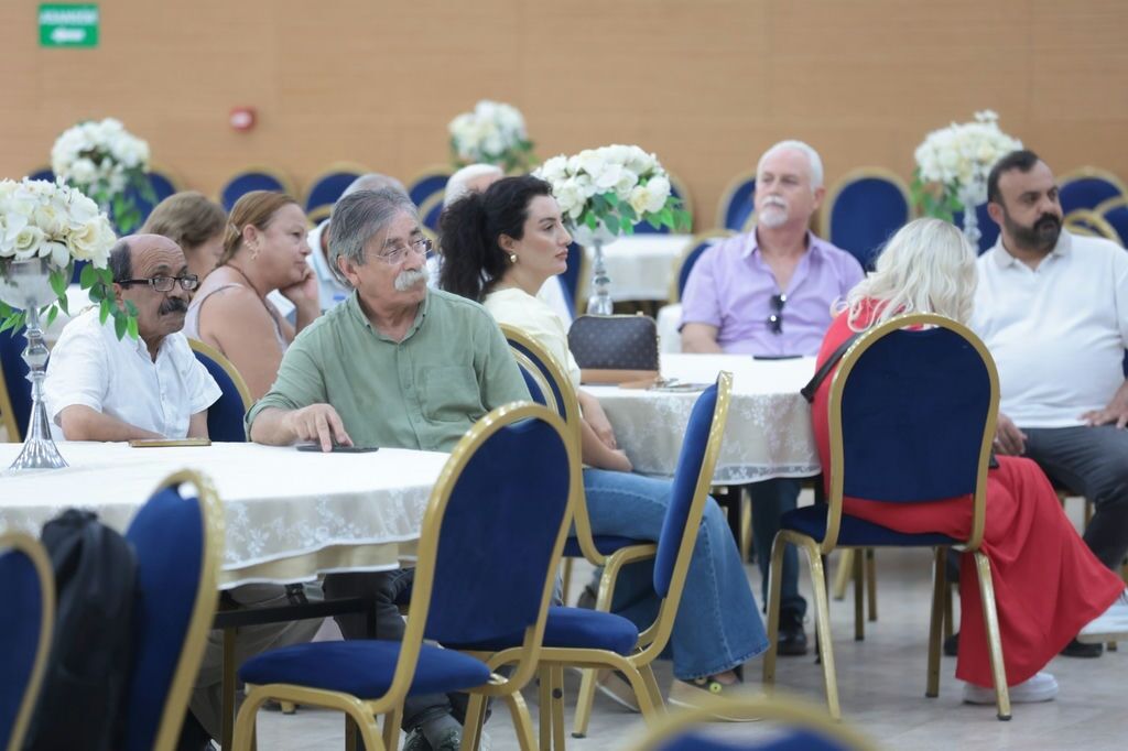 Aydın Erten ‘Halkçı Belediyeciliğin İzinde’ Paneliyle Anıldı (6)