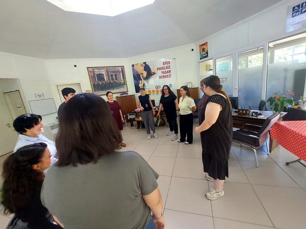 Engelsi̇z Yaşam Merkezi̇ Kurs (2)