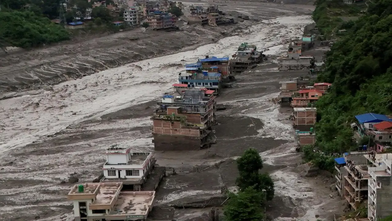 Nepal’de selde bilanço ağırlaşıyor